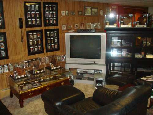 Mike Ellis Display New 4